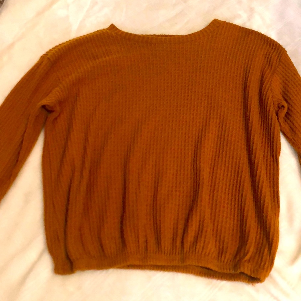 Women’s sweater. Size small.
